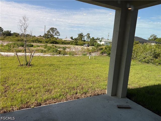 3105 66th ST W, Lehigh Acres, FL 33971