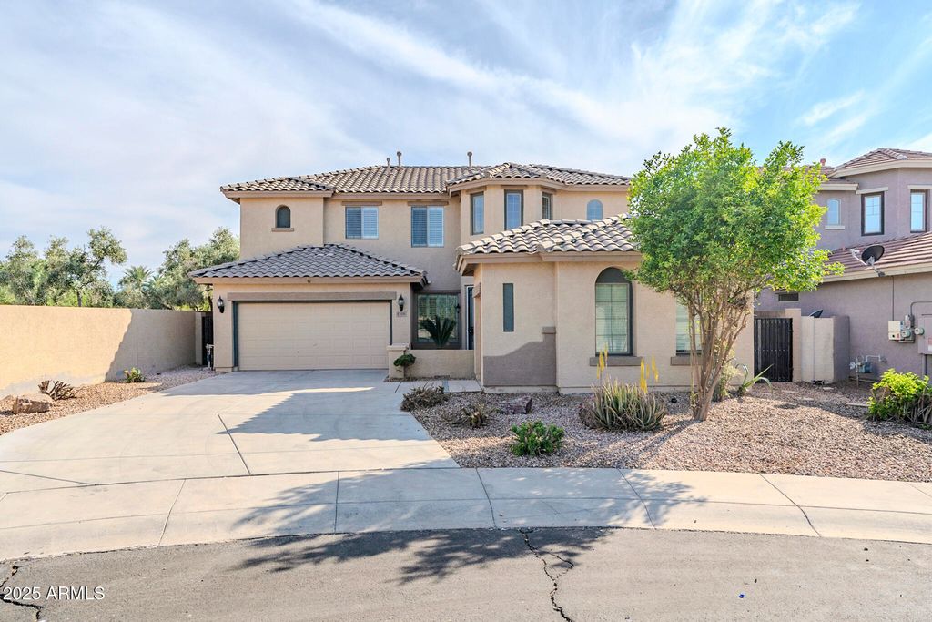 4389 E MUIRFIELD Street, Gilbert, AZ 85298