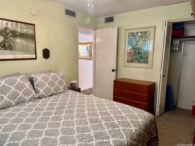 2440 Kuhio Avenue 1710, Honolulu, HI 96815