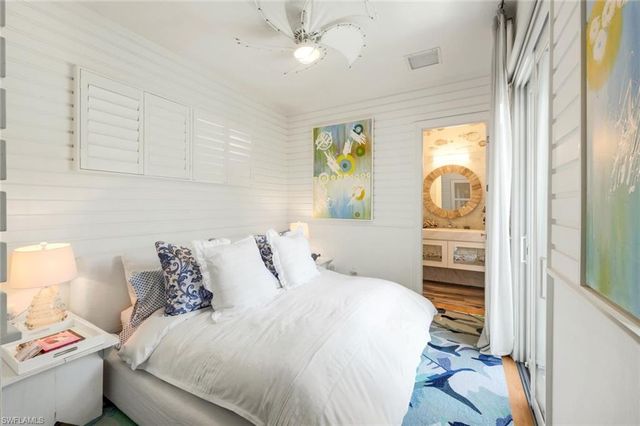 510 2nd ST S 102, Naples, FL 34102