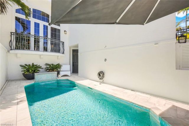 510 2nd ST S 102, Naples, FL 34102