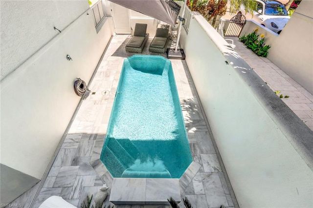 510 2nd ST S 102, Naples, FL 34102