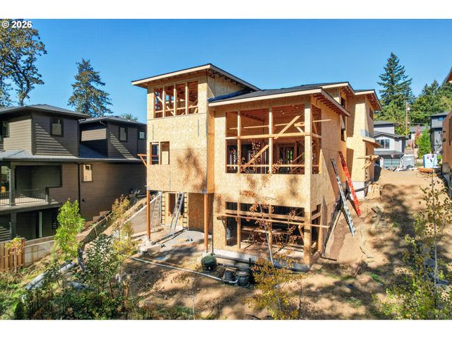 4992 PARK BLUFF Pl, Lake Oswego, OR 97035