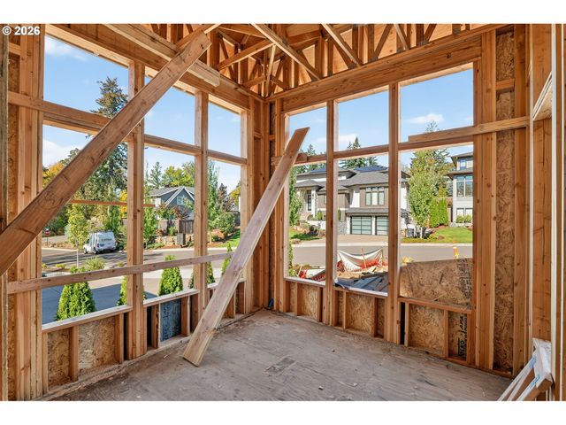 4992 PARK BLUFF Pl, Lake Oswego, OR 97035