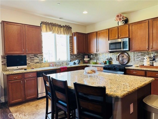 34322 Blossoms Drive, Lake Elsinore, CA 92532