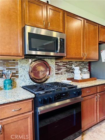 34322 Blossoms Drive, Lake Elsinore, CA 92532