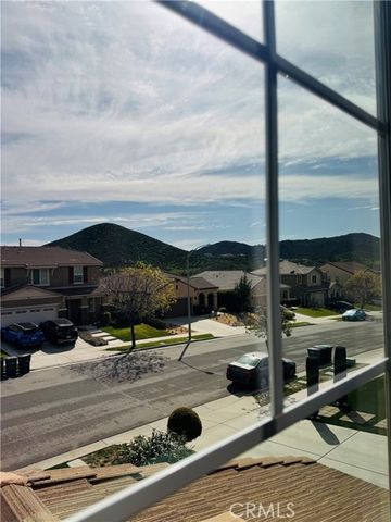 34322 Blossoms Drive, Lake Elsinore, CA 92532