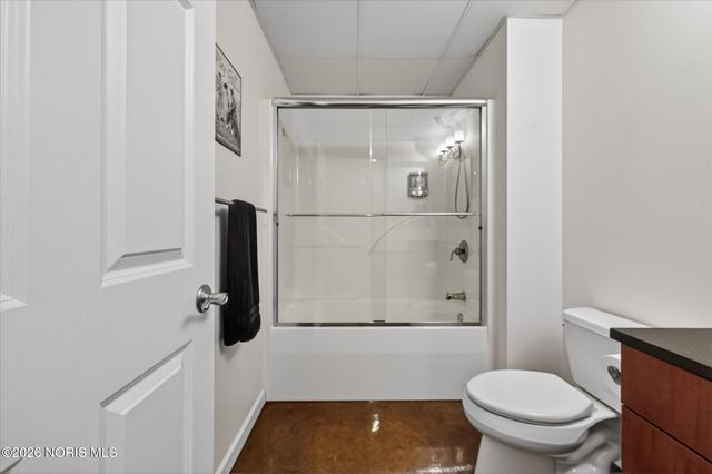 745 Washington Street, Apt 305, Toledo, OH 43604