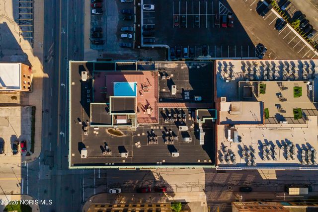 745 Washington Street, Apt 305, Toledo, OH 43604