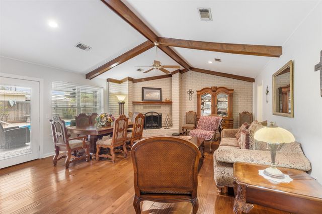 2702 Tracey Street, Denison, TX 75020
