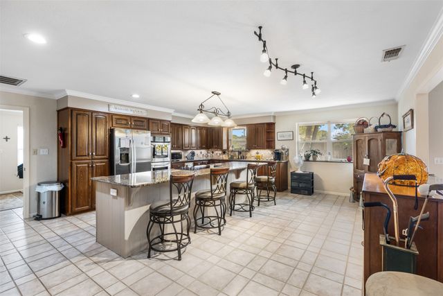 2702 Tracey Street, Denison, TX 75020