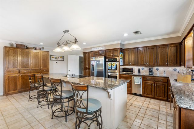 2702 Tracey Street, Denison, TX 75020