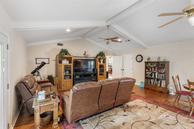2702 Tracey Street, Denison, TX 75020