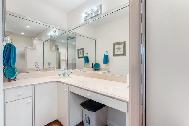 2702 Tracey Street, Denison, TX 75020