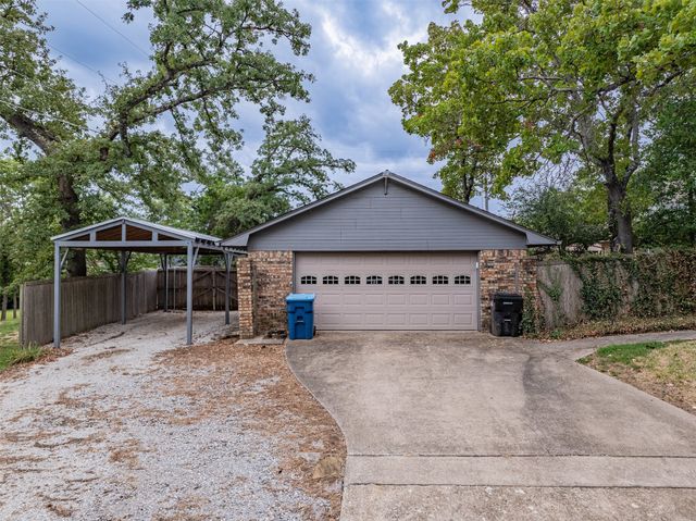 2702 Tracey Street, Denison, TX 75020