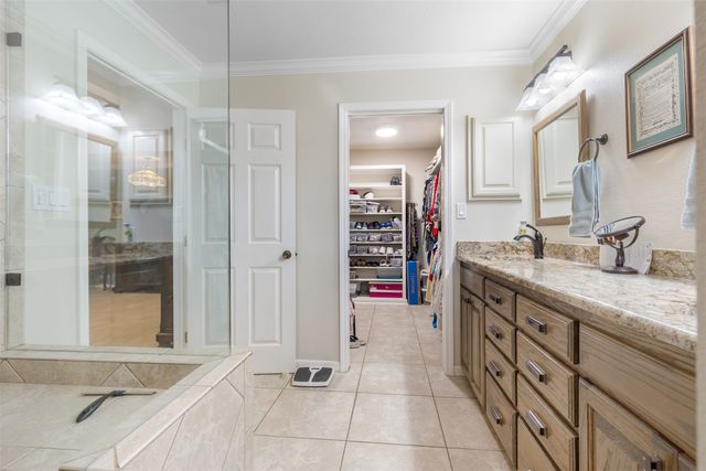 2702 Tracey Street, Denison, TX 75020