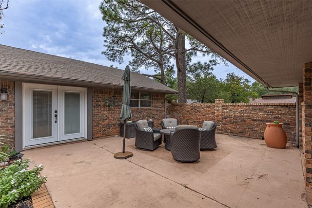 2702 Tracey Street, Denison, TX 75020