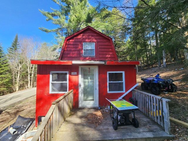 1594 White Road, Corinth, VT 05039
