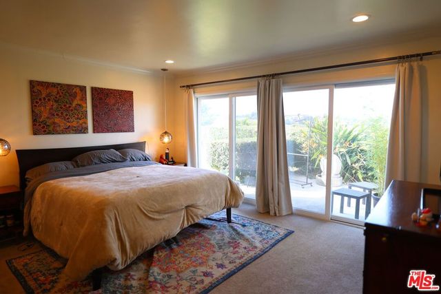 4561 Don Felipe Drive, Los Angeles, CA 90008