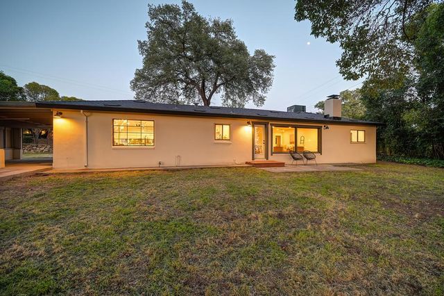 2636 Shirland Tract Rd, Auburn, CA 95603