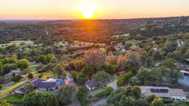 2636 Shirland Tract Rd, Auburn, CA 95603