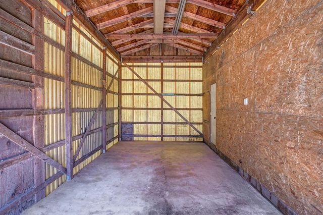 2636 Shirland Tract Rd, Auburn, CA 95603