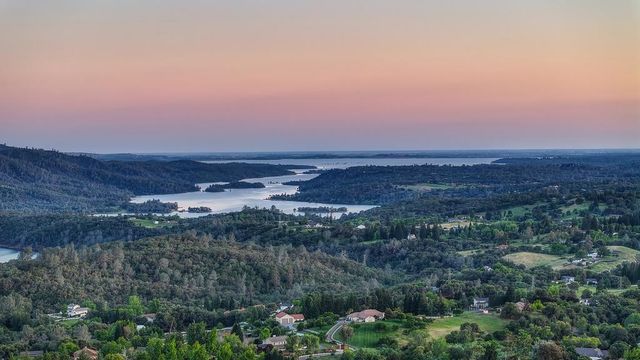 2636 Shirland Tract Rd, Auburn, CA 95603