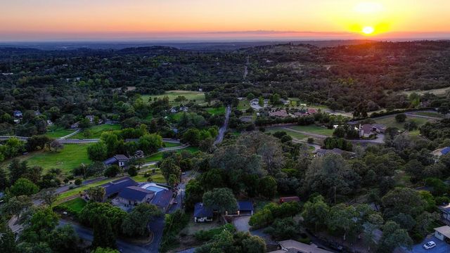 2636 Shirland Tract Rd, Auburn, CA 95603