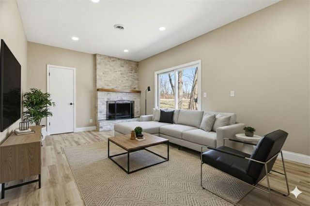 8821 Lane Avenue, Kansas City, MO 64138