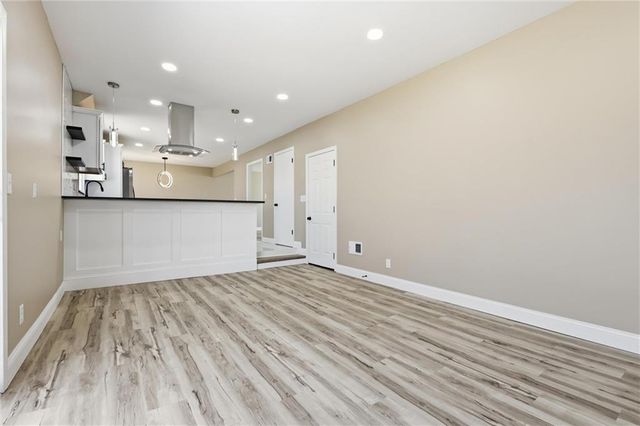 8821 Lane Avenue, Kansas City, MO 64138