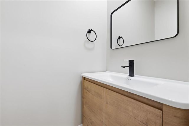 8821 Lane Avenue, Kansas City, MO 64138