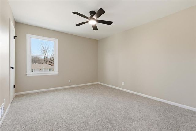 8821 Lane Avenue, Kansas City, MO 64138