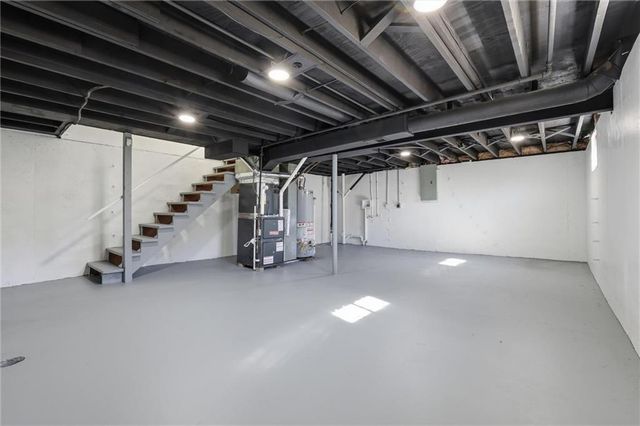 8821 Lane Avenue, Kansas City, MO 64138