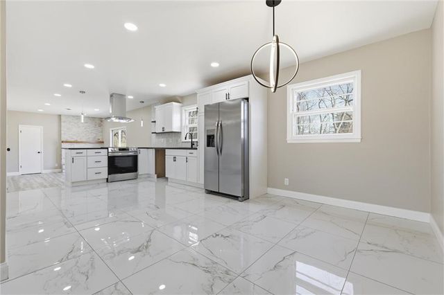 8821 Lane Avenue, Kansas City, MO 64138