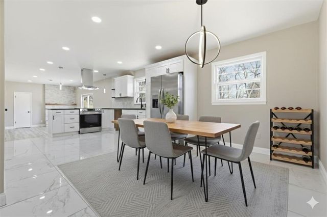 8821 Lane Avenue, Kansas City, MO 64138