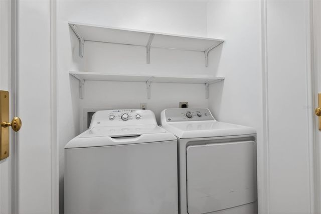 101 27TH AVENUE N, St Petersburg, FL 33704