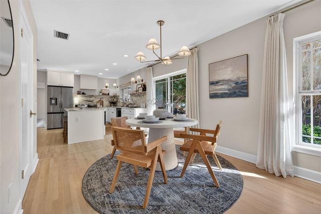 101 27TH AVENUE N, St Petersburg, FL 33704