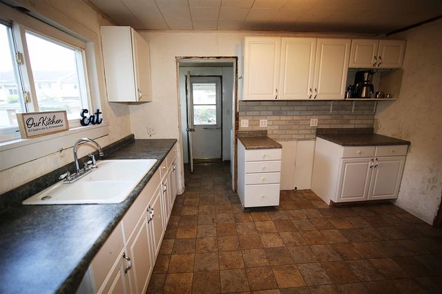 406 Spring Street, Three Rivers, MI 49093