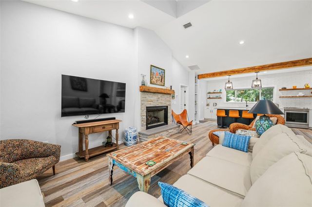 2620 NW 31ST AVENUE, Gainesville, FL 32605