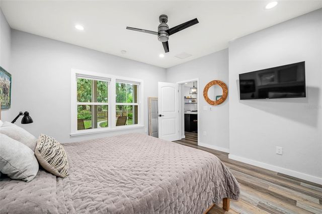 2620 NW 31ST AVENUE, Gainesville, FL 32605