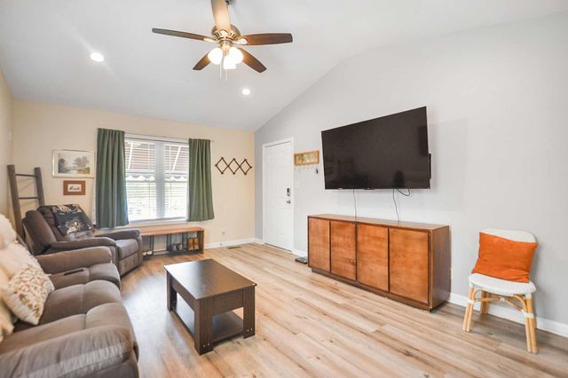 1325 Mile High Court, Clarksville, TN 37042