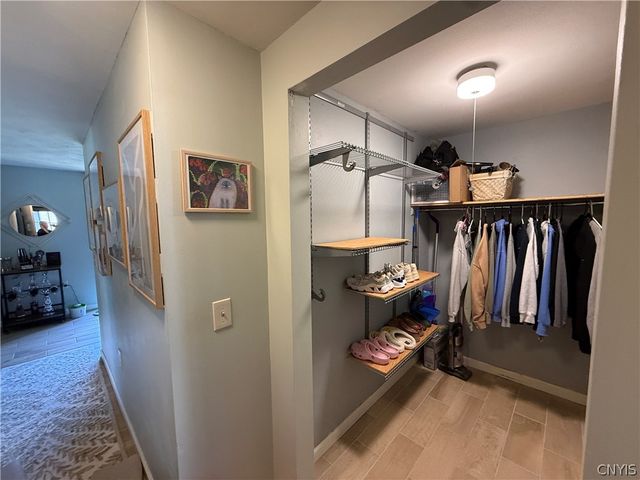 260 Watertree Drive, Dewitt, NY 13057