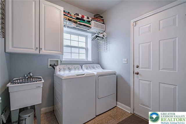 3889 Fire Brick Road, Lower Macungie Twp, PA 18062