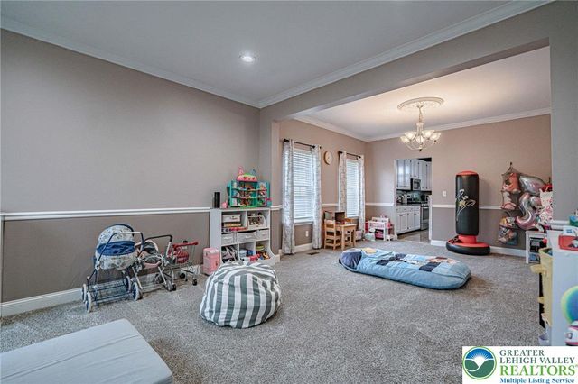 3889 Fire Brick Road, Lower Macungie Twp, PA 18062