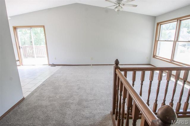 12121 Glenpark Drive, Maryland Heights, MO 63043