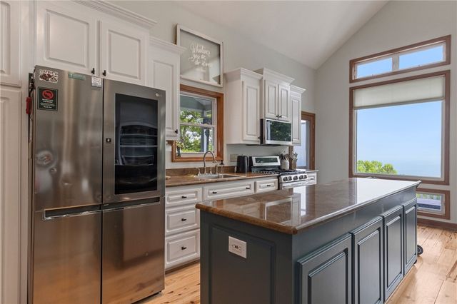 14 Woodbine Drive, Cleveland, SC 29635