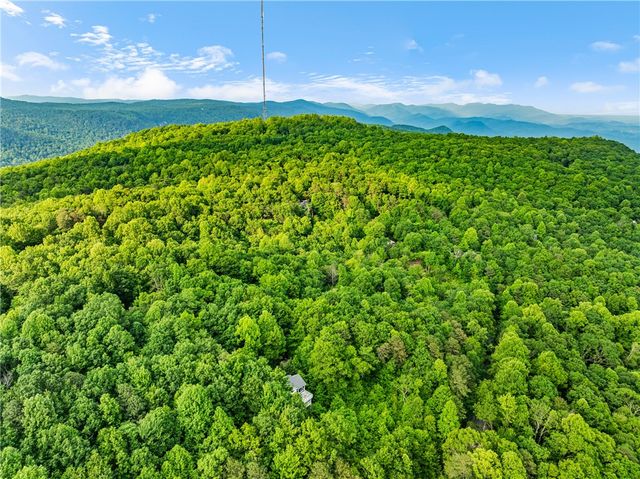 14 Woodbine Drive, Cleveland, SC 29635