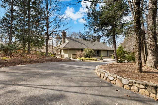 14 Woodbine Drive, Cleveland, SC 29635