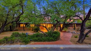 7330 E Calle Cabo, Tucson, AZ 85750