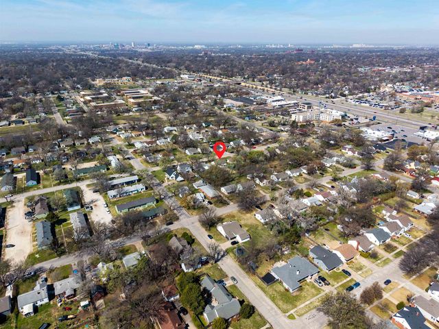 642 Sylvan Ln, Wichita, KS 67218